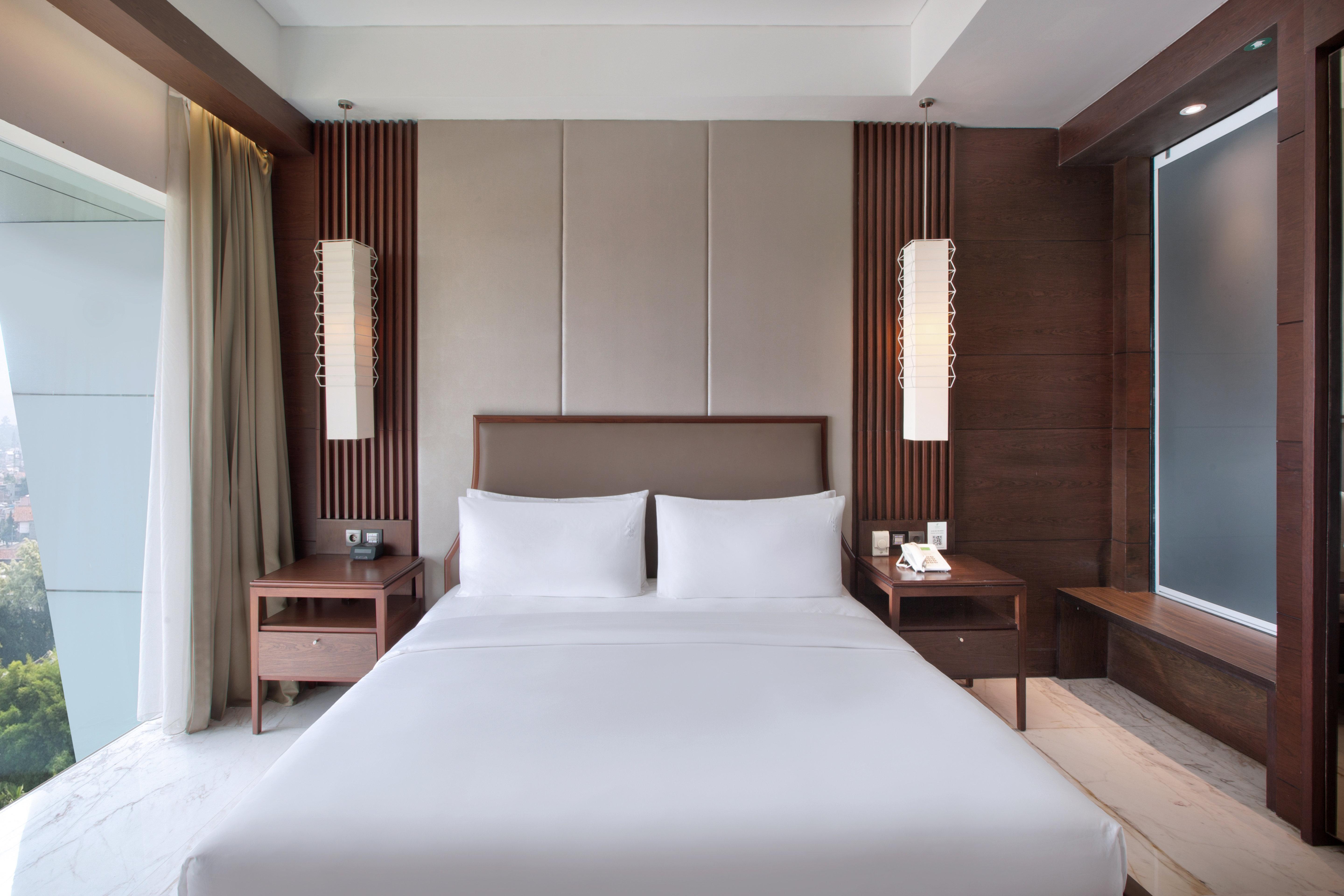 Holiday Inn Bandung Pasteur By Ihg Ngoại thất bức ảnh