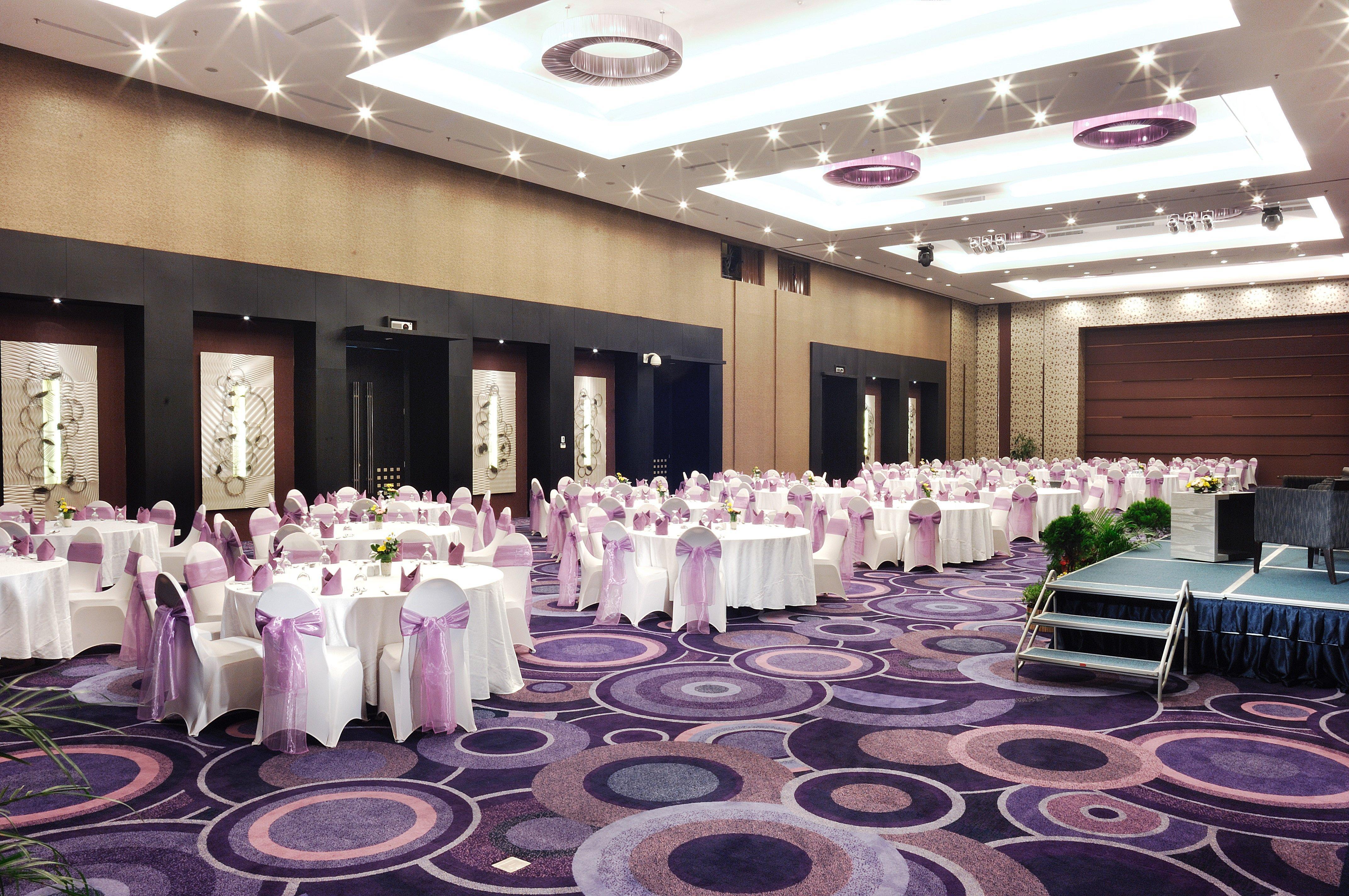 Holiday Inn Bandung Pasteur By Ihg Ngoại thất bức ảnh
