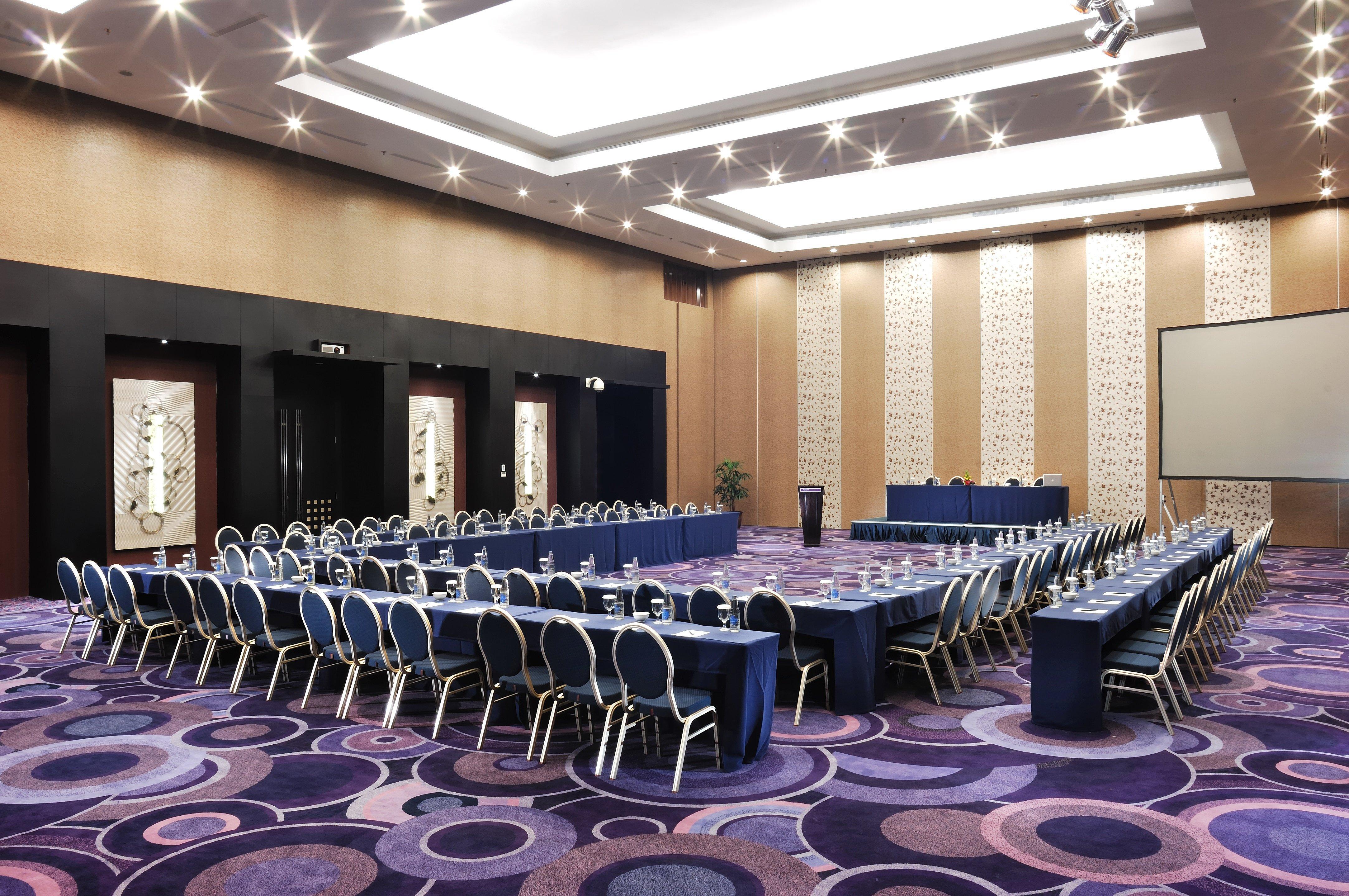 Holiday Inn Bandung Pasteur By Ihg Ngoại thất bức ảnh