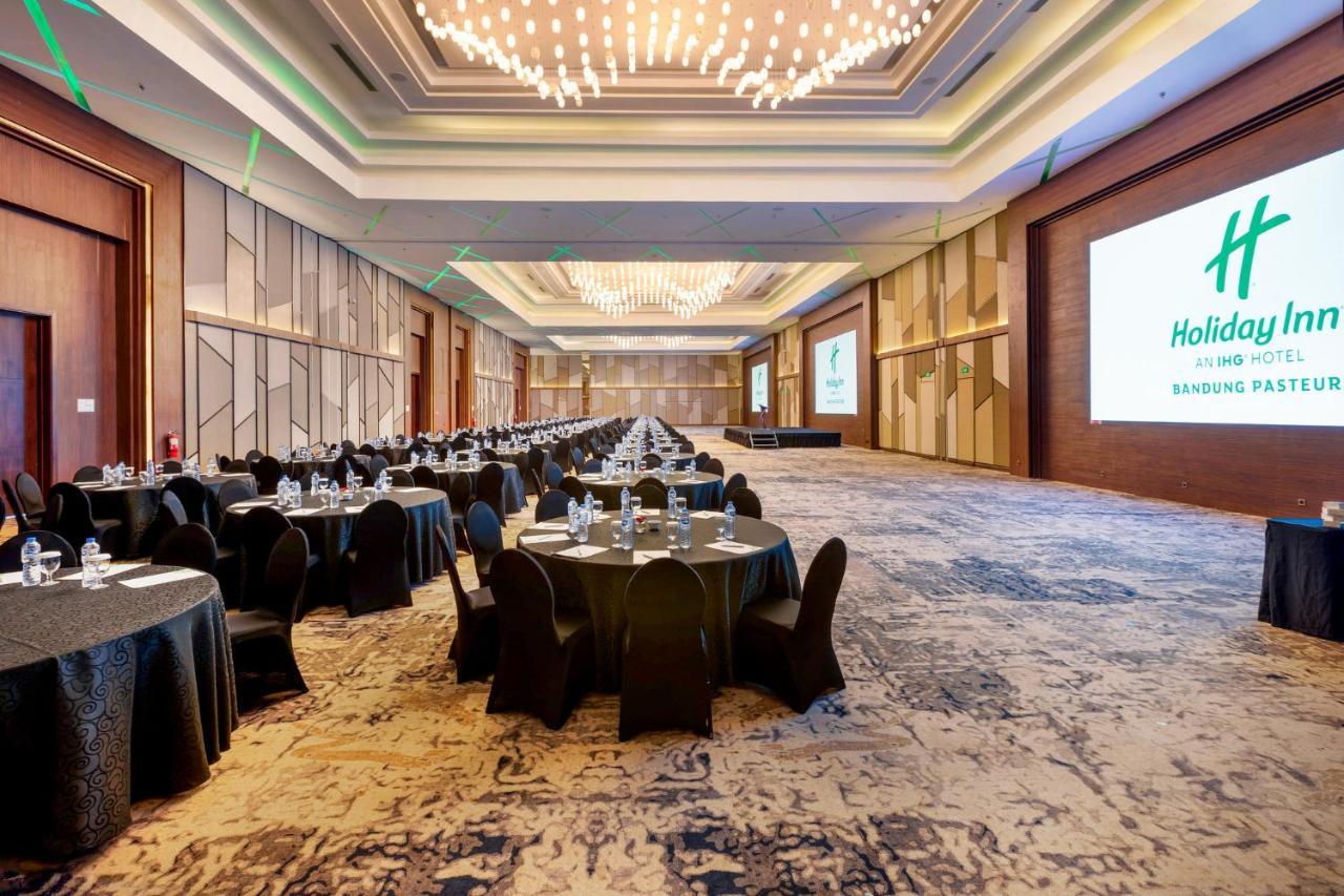 Holiday Inn Bandung Pasteur By Ihg Ngoại thất bức ảnh