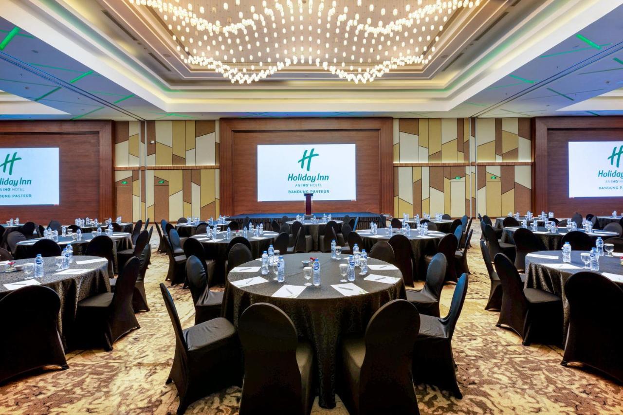 Holiday Inn Bandung Pasteur By Ihg Ngoại thất bức ảnh