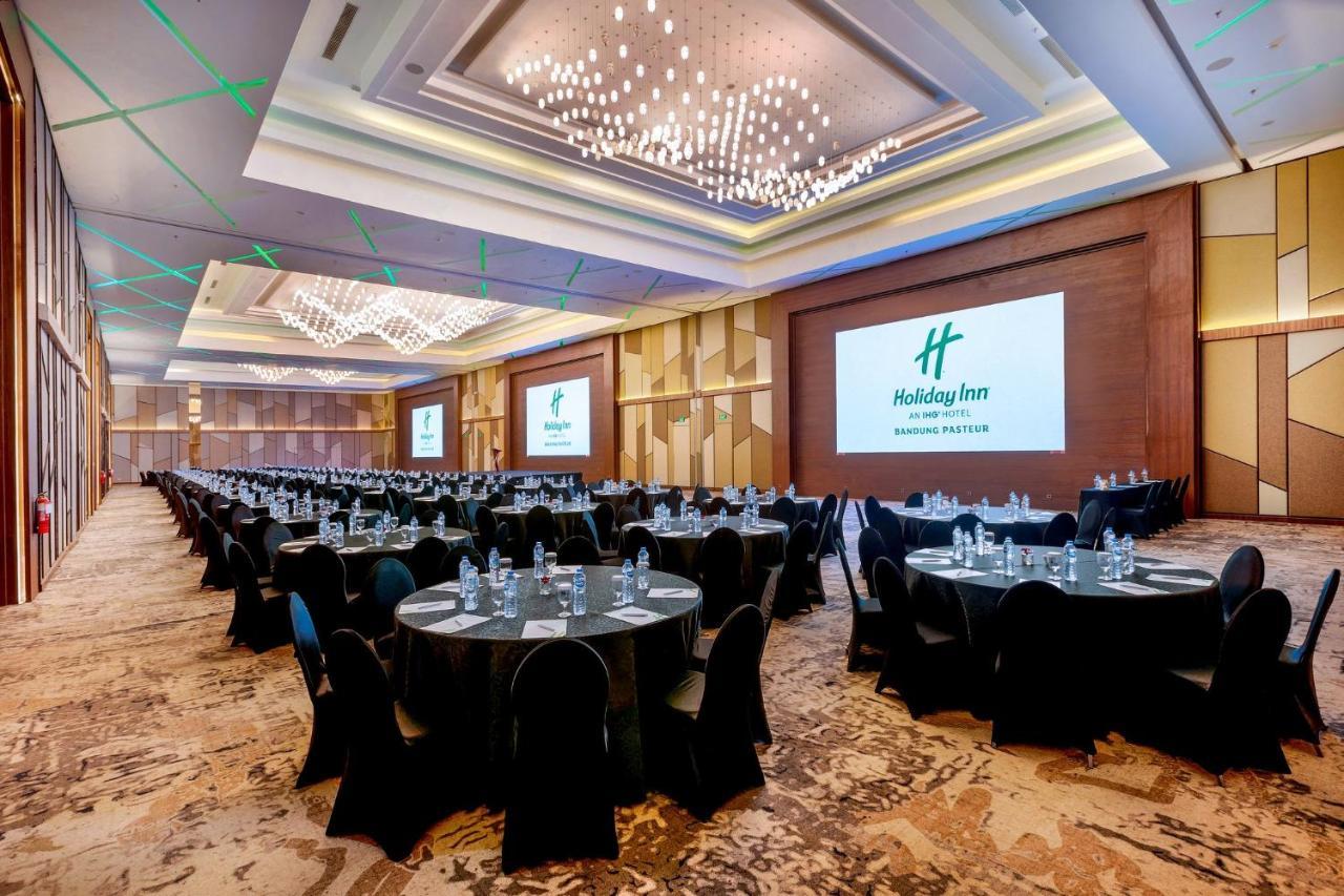 Holiday Inn Bandung Pasteur By Ihg Ngoại thất bức ảnh