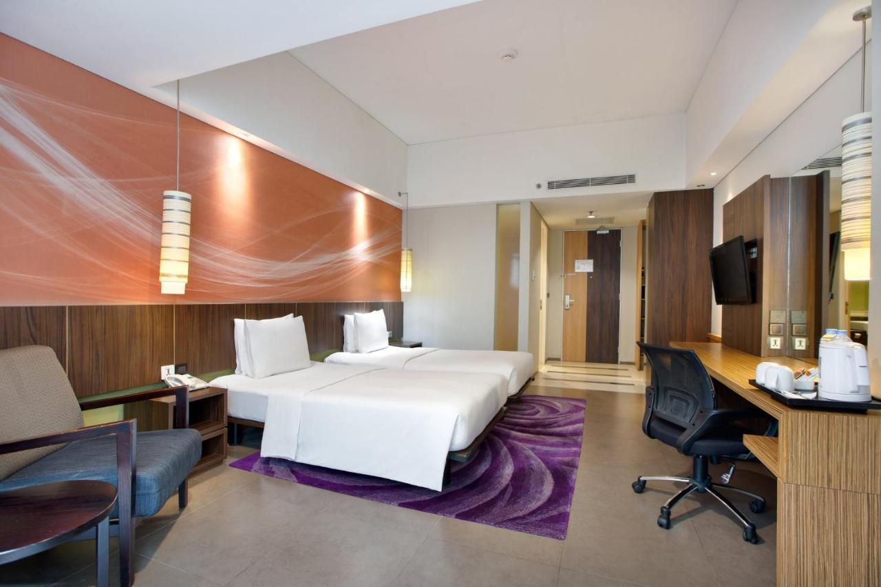 Holiday Inn Bandung Pasteur By Ihg Ngoại thất bức ảnh