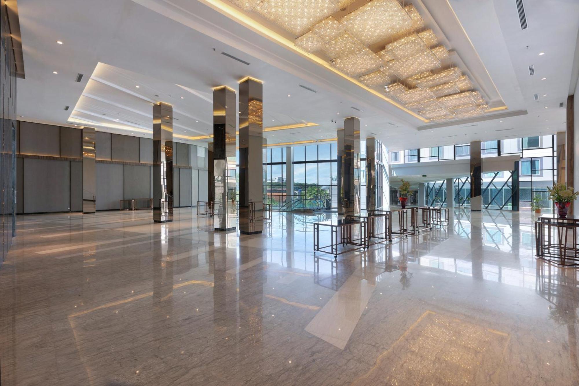 Holiday Inn Bandung Pasteur By Ihg Ngoại thất bức ảnh